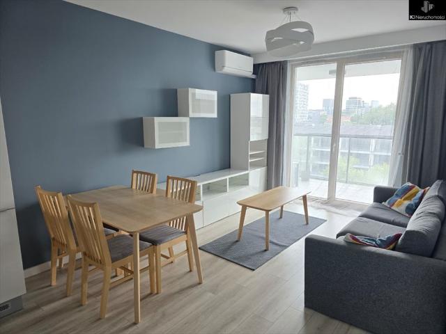 Nowoczesny 2 pokojowy apartament z balkonem, wysoki standard