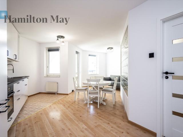 Nowoczesny 2 pokojowy apartament z balkonem, pełne wyposażenie