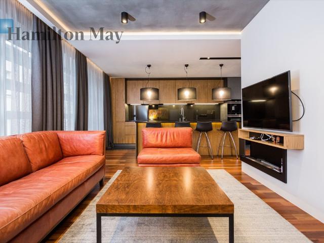 Nowoczesny 3 pokojowy apartament z klimatyzacją i winiarką