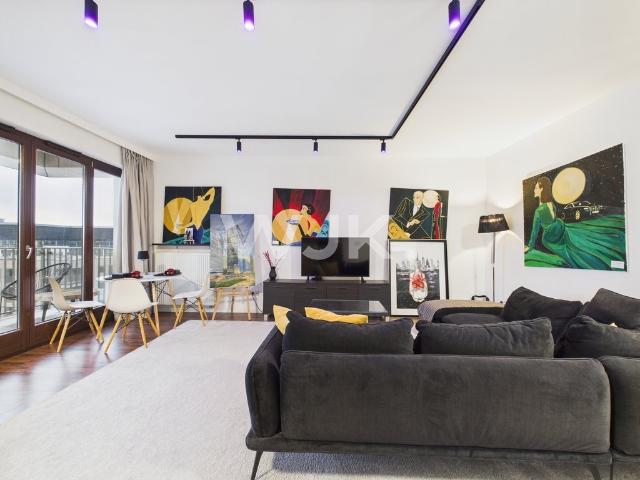 Nowoczesny 3 pokojowy apartament w Murano z panoramicznym widokiem