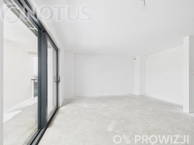 Nowoczesny 3 pokojowy apartament z balkonem i klimatyzacją