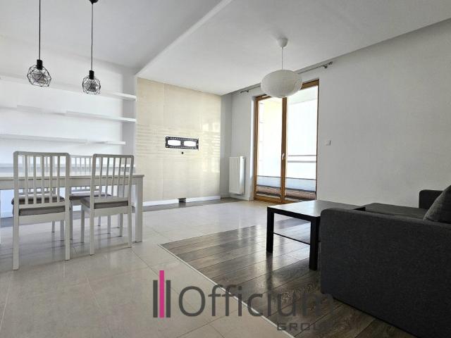 Zapraszam do obejrzenia nowoczesnego 3 pokojowego apartamentu z balkonem i miejscem parkingowym