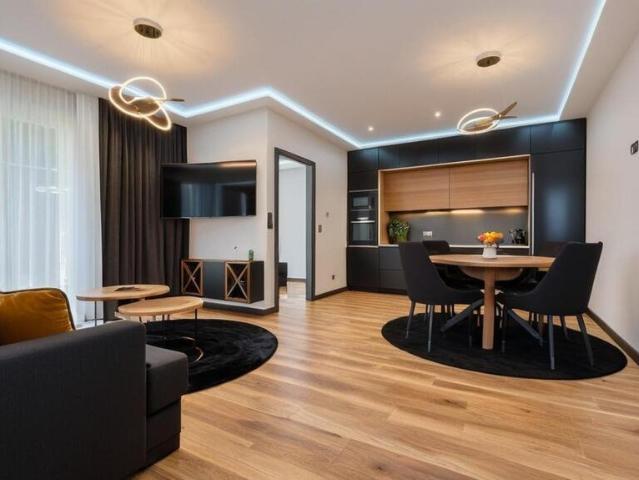 Nowoczesny 3 pokojowy apartament z balkonem i windą