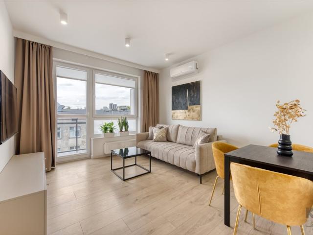 Nowoczesny 3 pokojowy apartament z klimatyzacją i miejscem garażowym