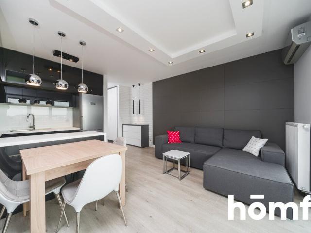 Nowoczesny 3 pokojowy apartament z klimatyzacją w Podgórzu