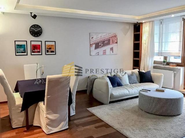 Nowoczesny 3 pokojowy apartament z loggią w centrum Mokotowa