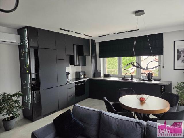 Nowoczesny 3 pokojowy apartament z tarasem i garażem