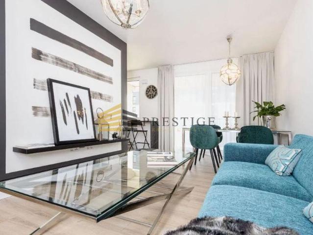 Nowoczesny 3 pokojowy apartament z tarasem i miejscem parkingowym
