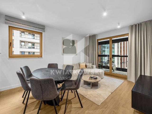 Nowoczesny 4 pokojowy apartament z loggią i miejscem garażowym