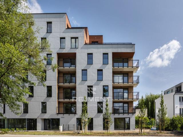 Nowoczesny 4 pokojowy apartament z prywatnym ogródkiem