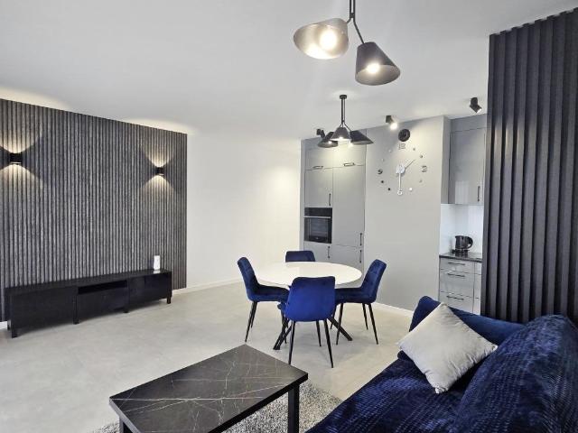 Nowoczesny 55 m² apartament z balkonem i klimatyzacją polecam