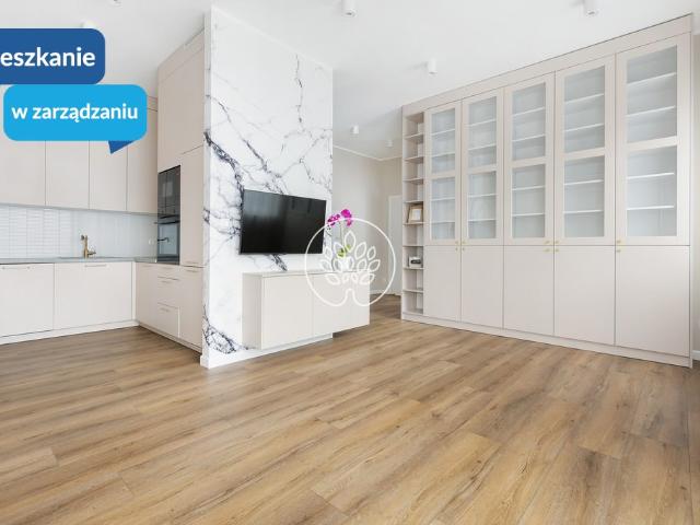 Nowoczesny 55m2 apartament z garażem i komórką