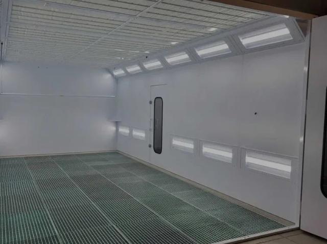 Nowoczesna hala 400 m² z biurem, 4 bramy, Wola