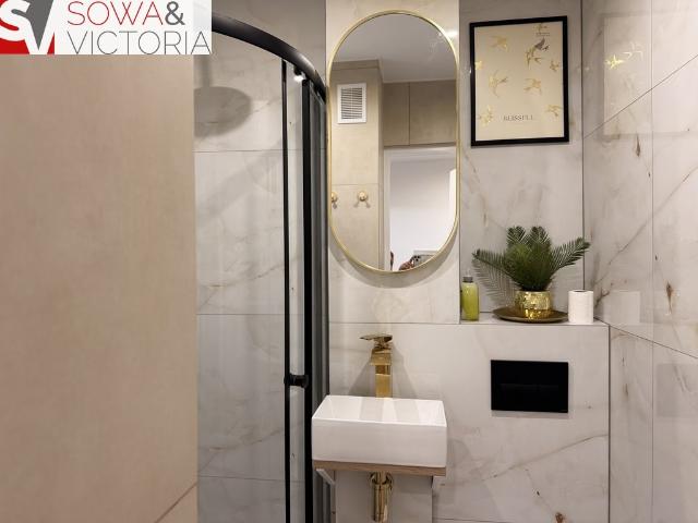 Nowoczesna kawalerka 19 m² po remoncie, Piaskowa Góra