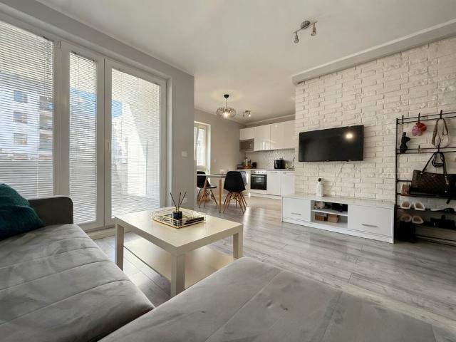 Nowoczesna kawalerka 32,28 m² z balkonem, blisko centrum