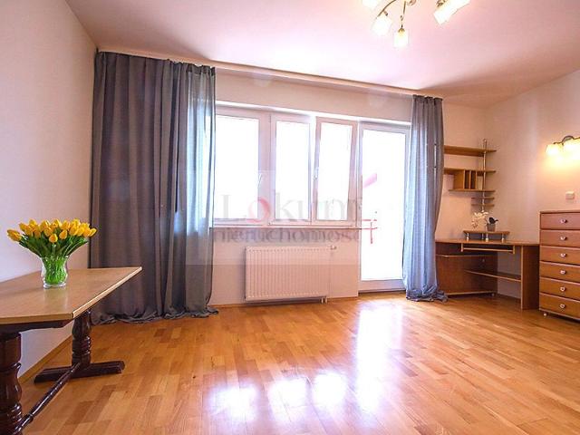 Nowoczesna kawalerka z balkonem i miejscem w garażu