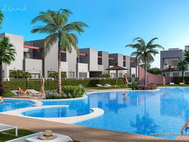 Nowoczesne apartamenty z basenem i solarium w Torrevieja