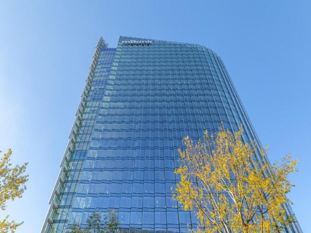 Nowoczesne biura serwisowane w prestiżowym wieżowcu Mennica Legacy Tower