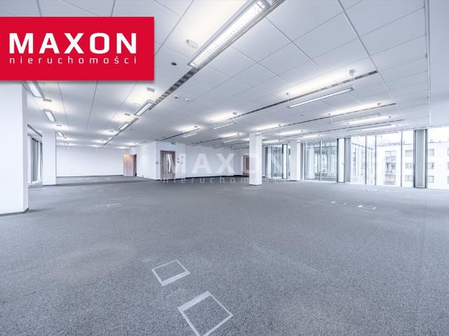 Nowoczesne biuro 1400 m² z podziałem na 2 moduły w Woli
