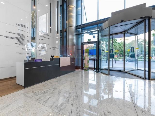 Nowoczesne biuro 165 m² z parkingiem zapraszam