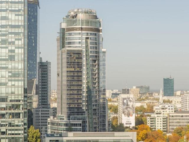 Nowoczesne biuro 124 m2 w Spektrum Tower w centrum Warszawy