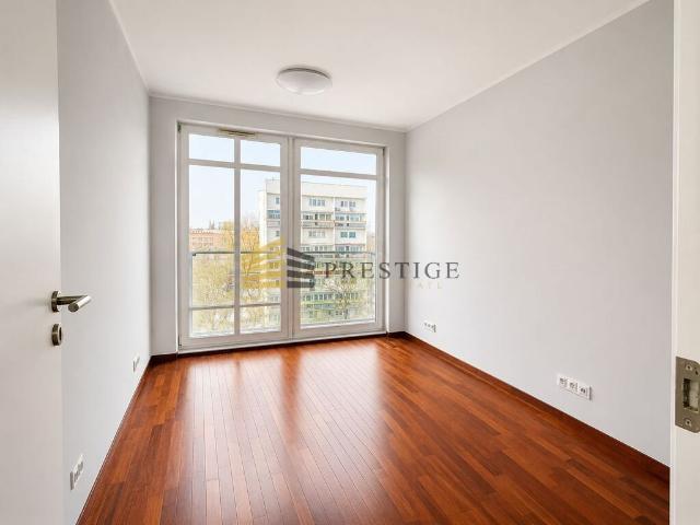 Nowoczesne biuro 128 m² z 5 gabinetami i klimatyzacją