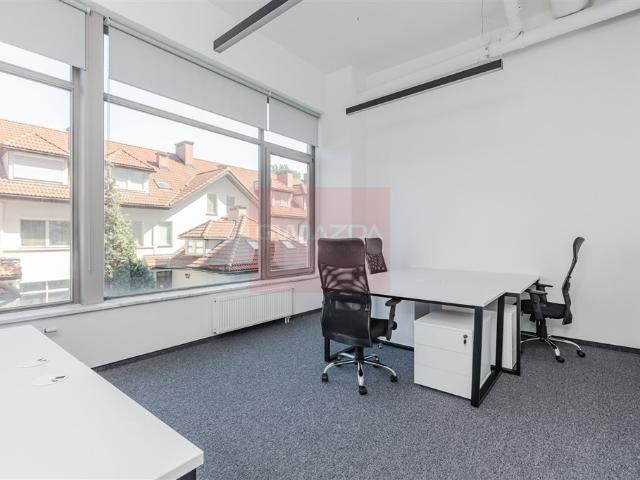 Nowoczesne biuro 275 m² z parkingiem na Mokotowie