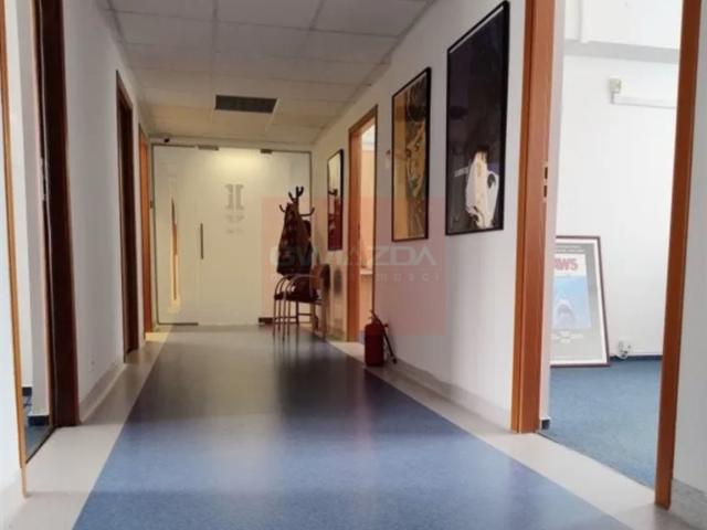 Nowoczesne biuro 203 m² na Mokotowie, klimatyzacja