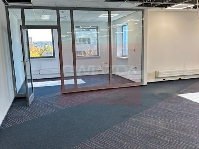 Nowoczesne biuro 239 m2 z certyfikatem BREEAM