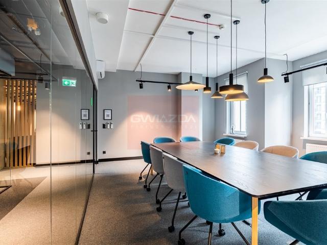 Wynajmę nowoczesne biuro 395 m² z balkonami i klimatyzacją