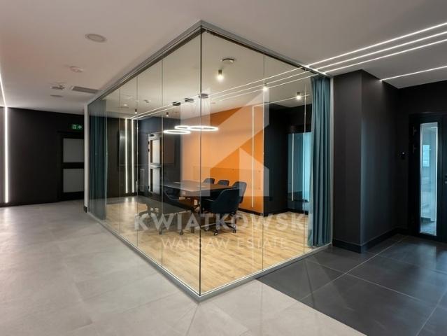 Nowoczesne biuro 52m² w rewitalizowanym budynku