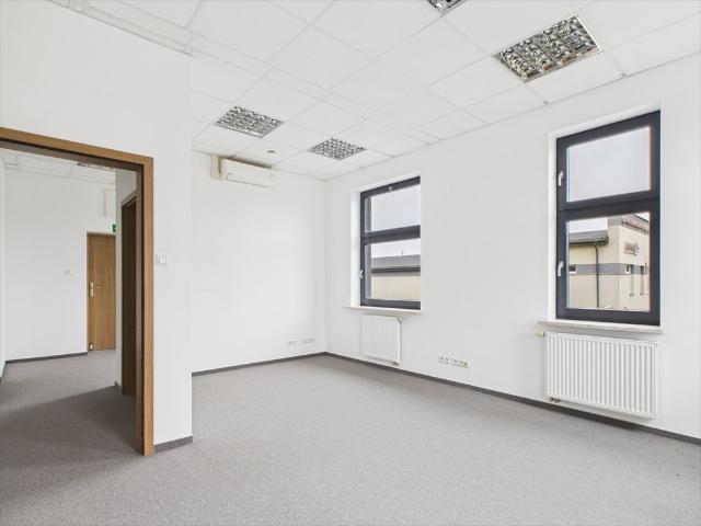 Nowoczesne biuro 60 m² Warszawa, Chełmżyńska z parkingiem