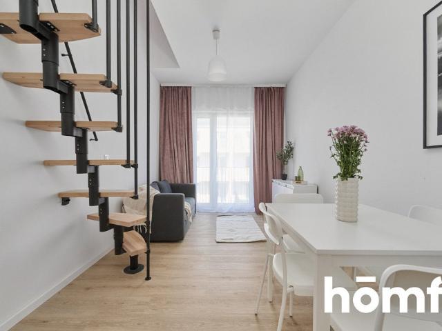 Nowoczesne dwupoziomowe mieszkanie 51 m² w Iwinach