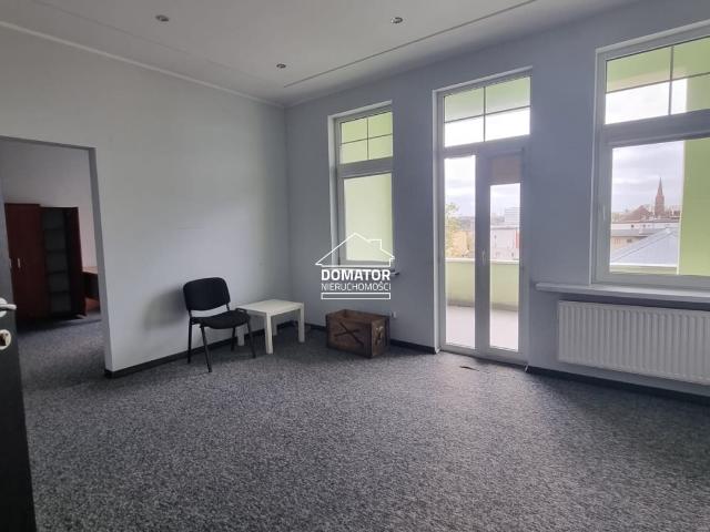 Nowoczesne lokale w centrum Bydgoszczy, wysokie, jasne, z windą