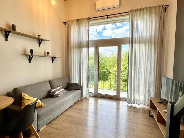 Nowoczesne studio z antresolą i balkonem, inwestycja
