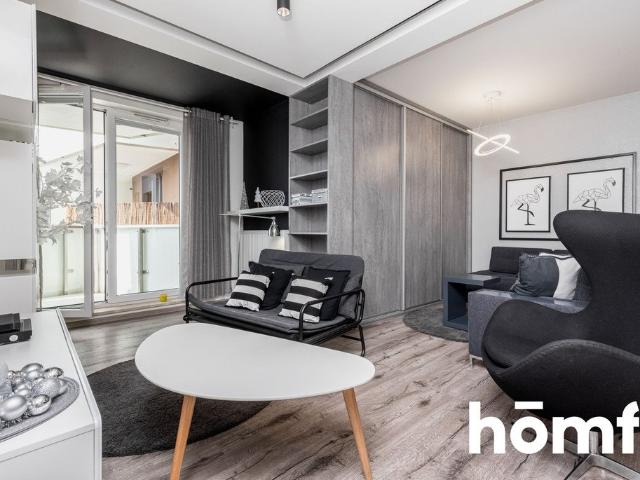 Nowoczesne studio z balkonem, blisko metra i Galerii