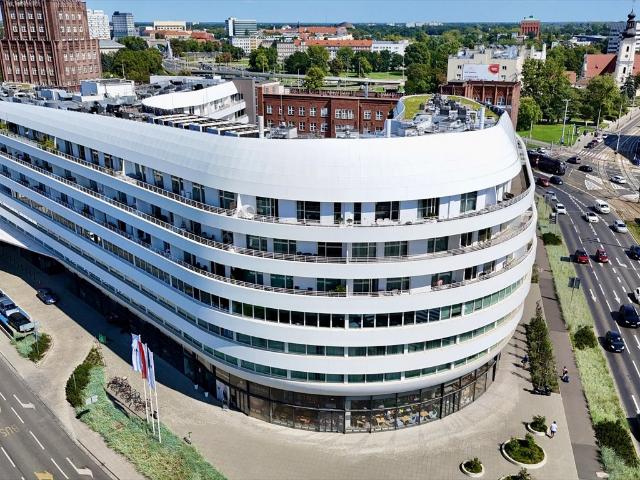 Nowoczesne studio z balkonem i dostępem do SPA w centrum Wrocławia