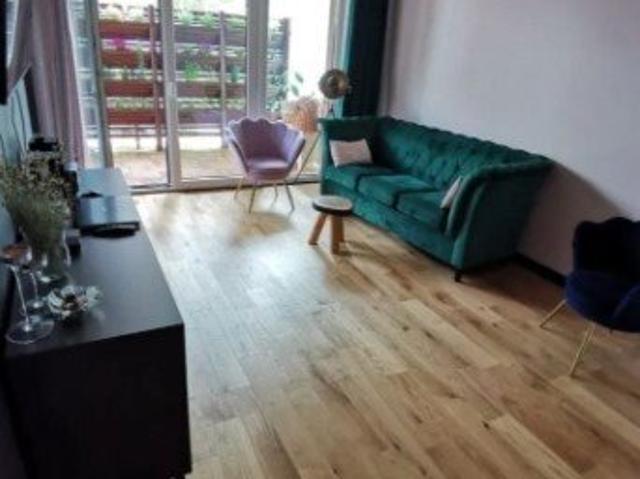 Nowoczesne 27,5 m² z tarasem blisko metra na Pradze