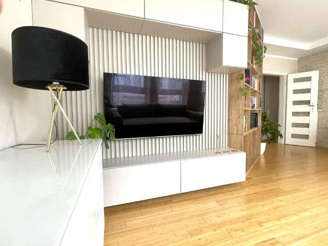 Nowoczesne 2 sypialnie, balkon, garaż i komórka