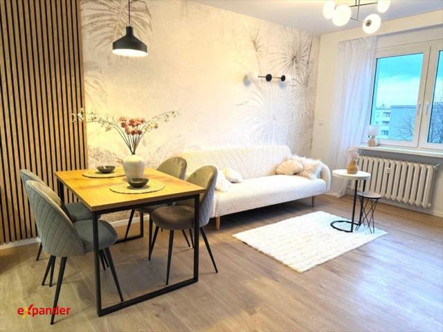 Nowoczesne 2 pokoje z balkonem po remoncie, blisko centrum