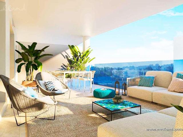 Nowoczesny 2 pokojowy apartament z tarasem w Mijas Costa