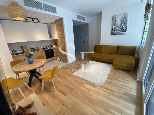 Nowoczesne 2 pokojowe mieszkanie w Wola Tower z balkonem