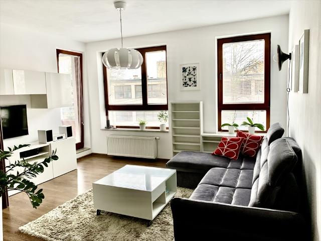 Nowoczesne 2 pokojowe mieszkanie z balkonem i garażem