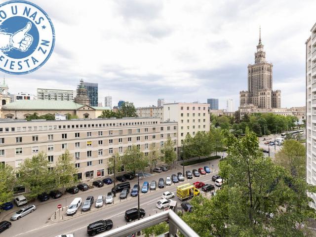 Nowoczesne 2 pokojowe mieszkanie z balkonem i widokiem na PKiN