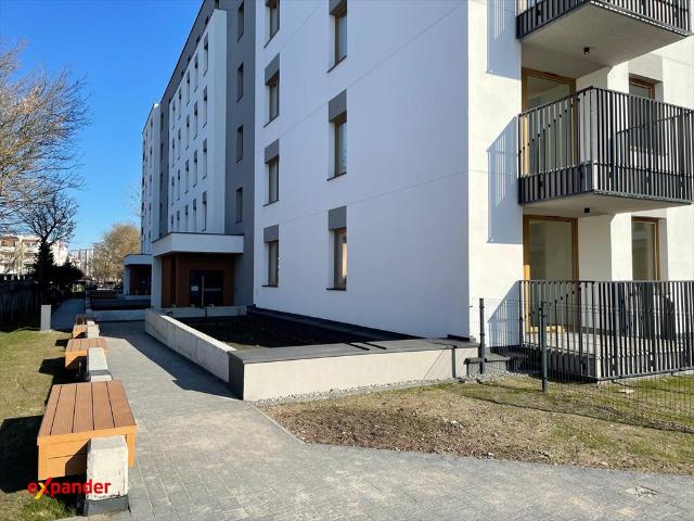 Na sprzedaż nowoczesne 2 pokojowe mieszkanie z balkonem i windą