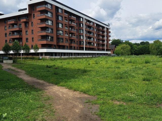 Nowoczesne 2 pokojowe mieszkanie z klimatyzacją, balkonem i miejscem garażowym