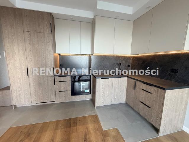 Nowoczesne 2 pokojowe mieszkanie z balkonem i miejscem w cenie! polecam!