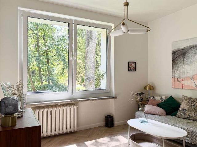 Nowoczesne 2 pokojowe mieszkanie pełne wyposażenie i widok na zieleń