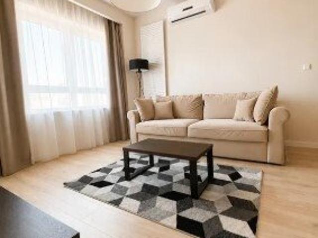 Nowoczesne 35,5 m² w Platinum Towers Wola, blisko Browarów