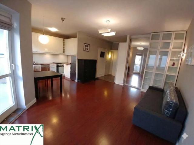 Nowoczesne 38 m² na Ursynowie z balkonem i miejscem garażowym